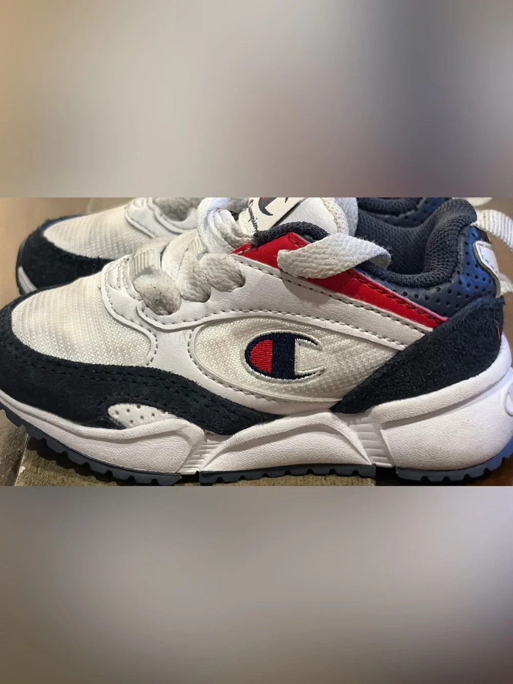 Champion Retro Shoes White/Blue/Red Shoes Sz 5T
